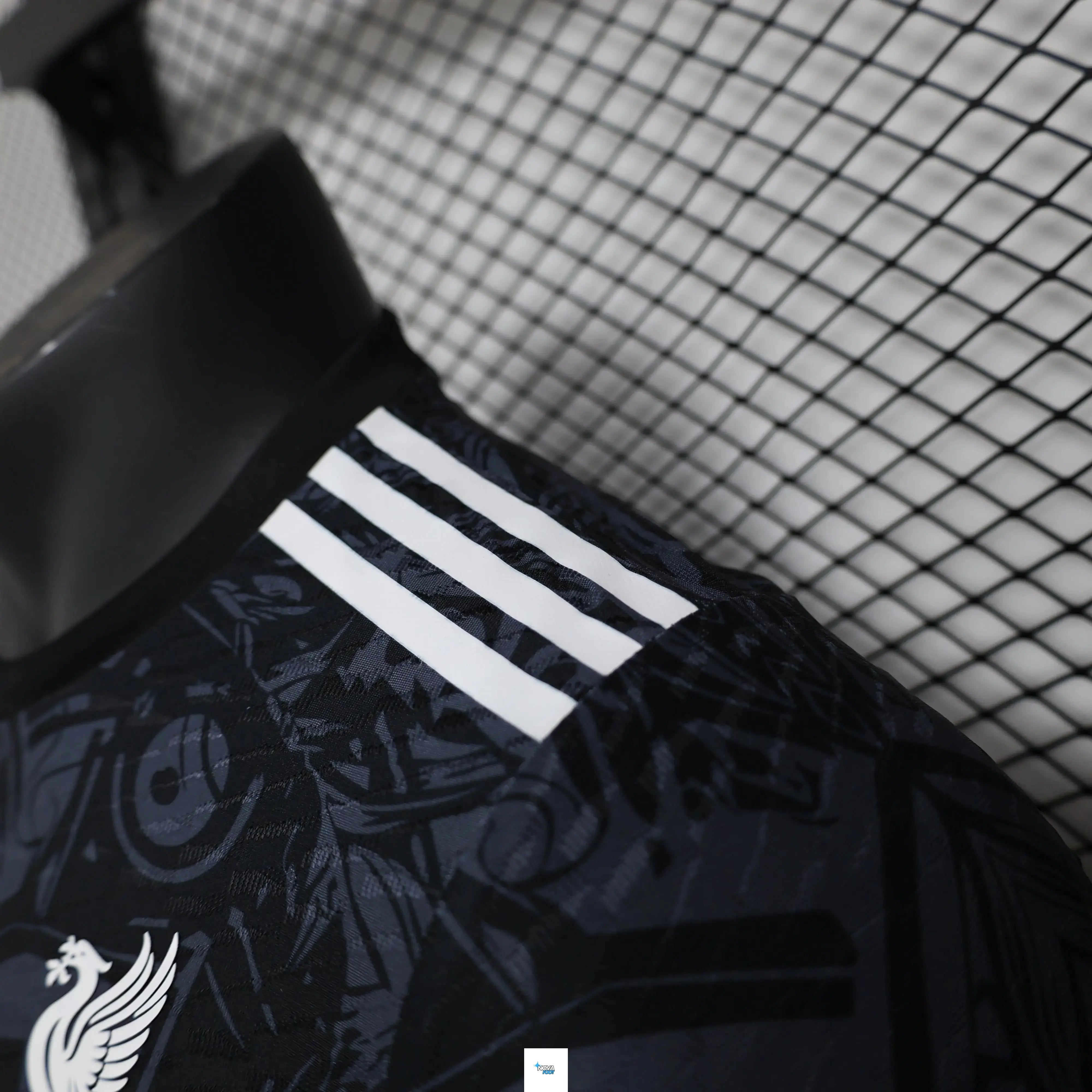 MAILLOT LIVERPOOL ÉDITION SPÉCIALE ROUGE 2024/2025 Onze Maillots