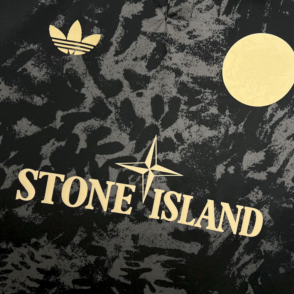 Maillot Ajax x Stone Island Black Special Edition 2025