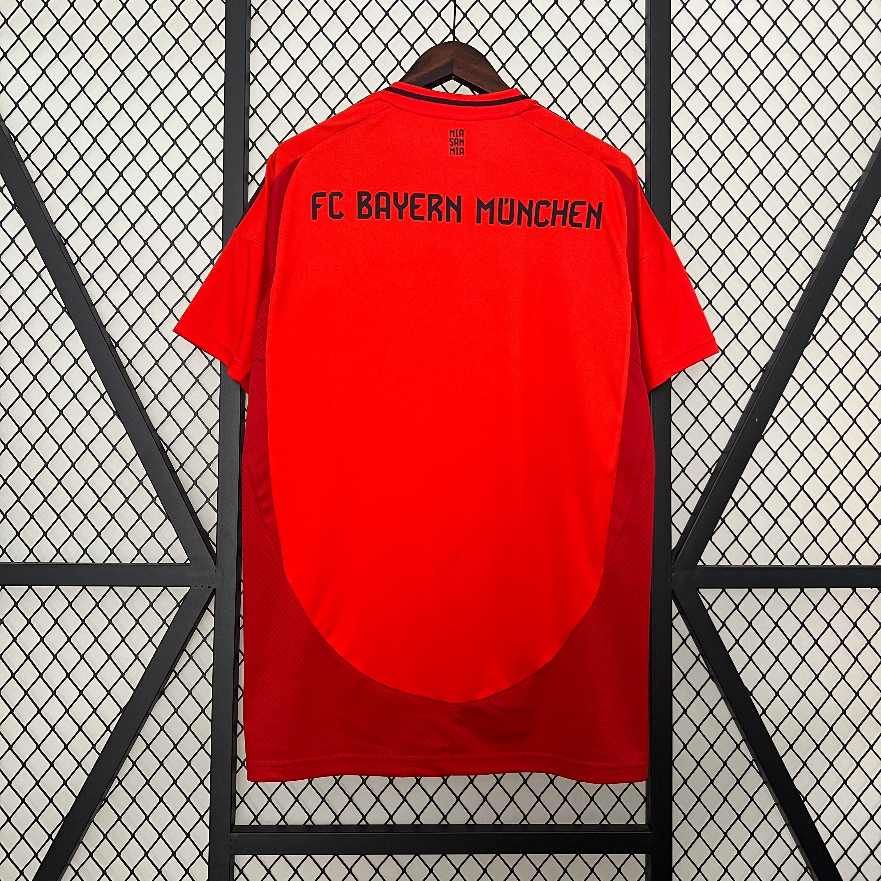 Maillot Bayern de Munich ’Rouge’ Domicile 24/25