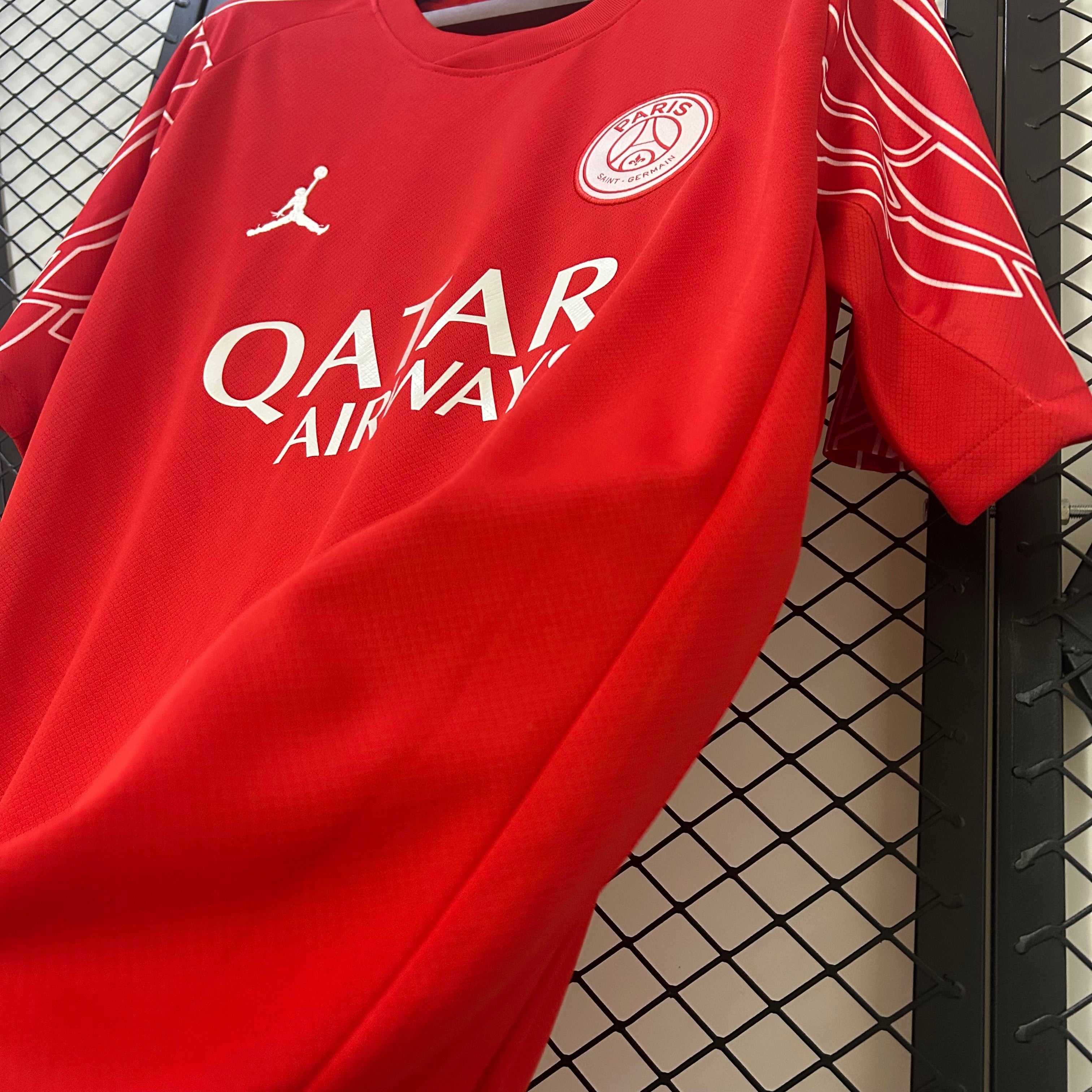 Maillot PSG fourth away ’rouge’ 2024/2025