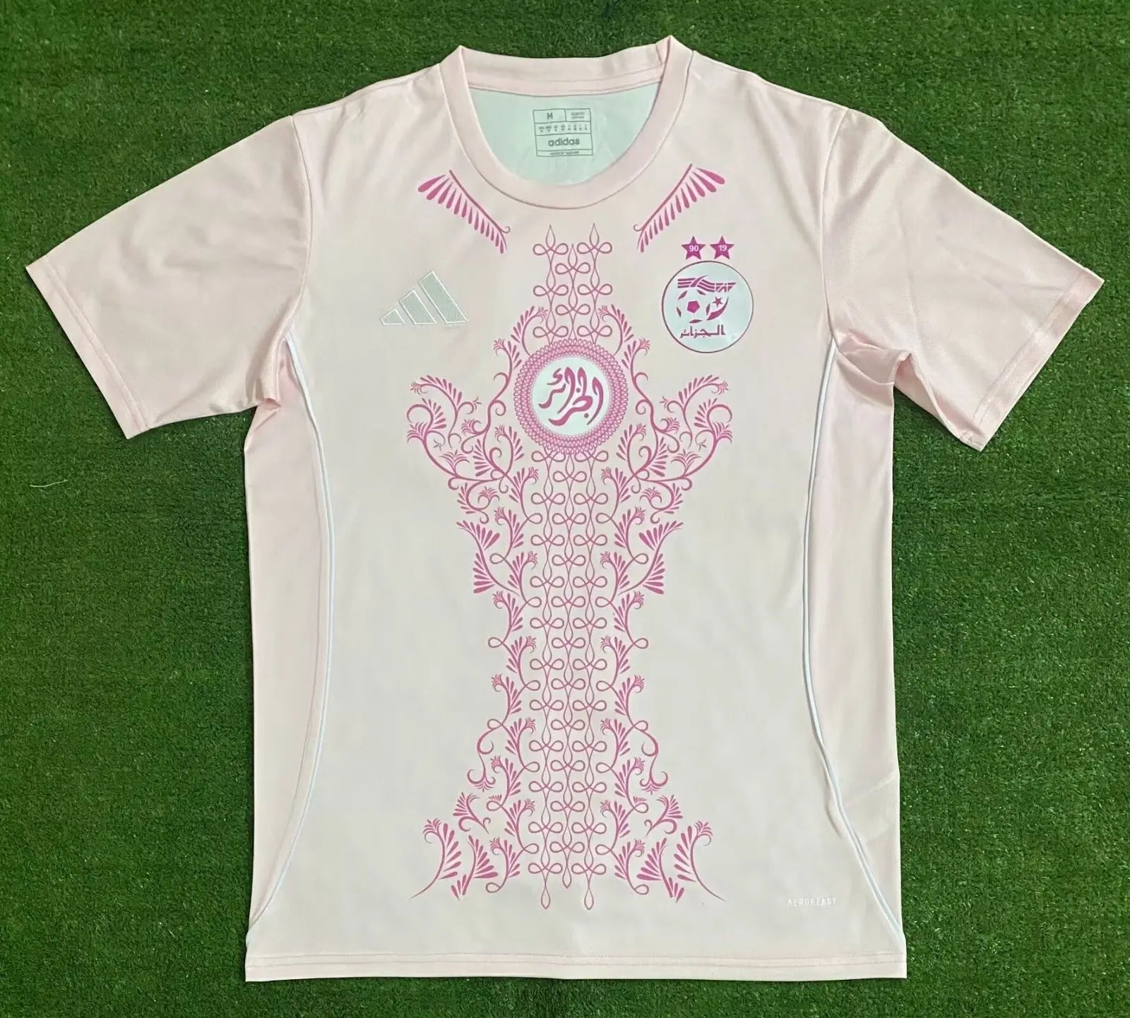 Maillot 24/25 Algérie Spécial Rose L'Univers Du Maillot