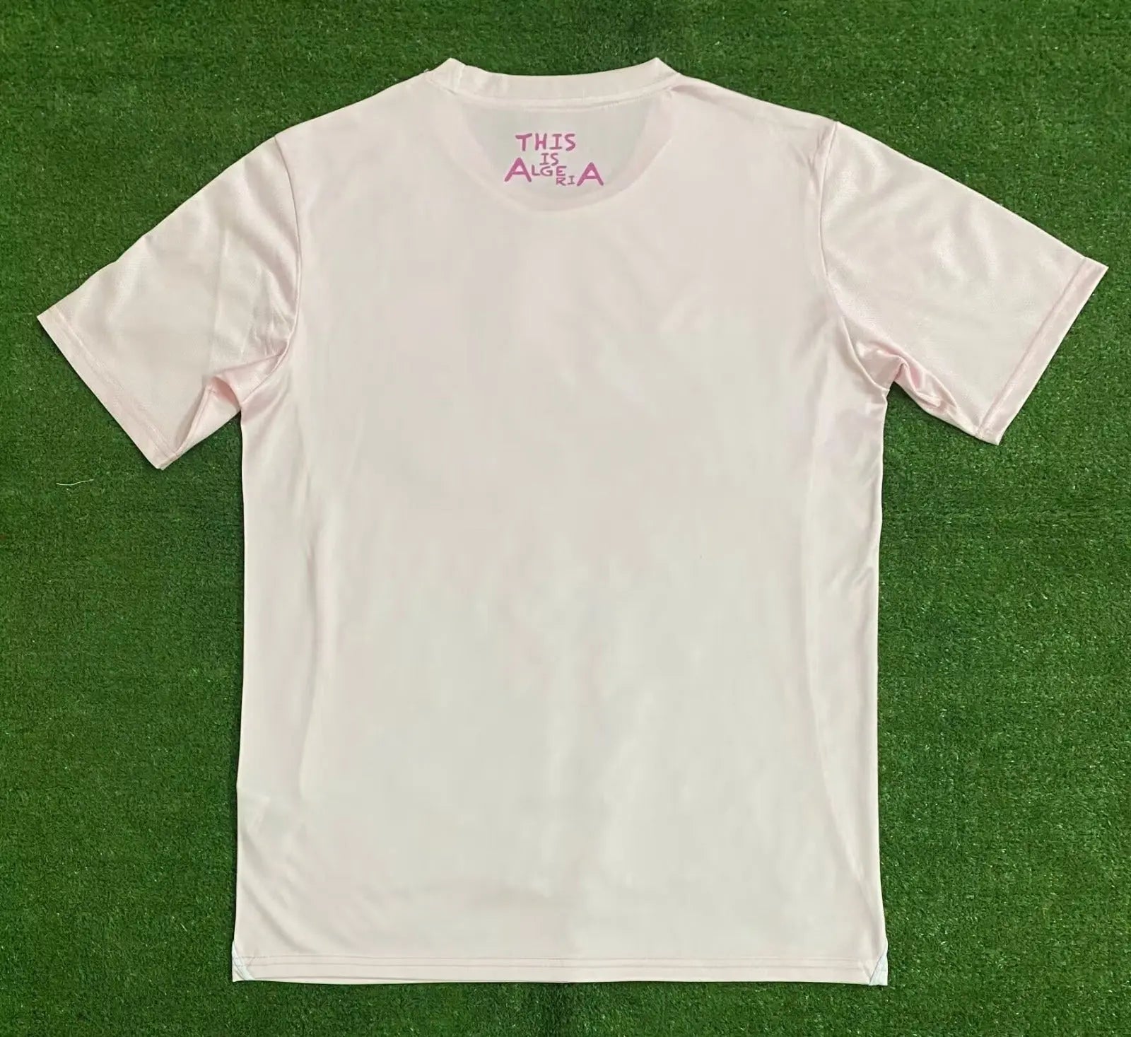 Maillot 24/25 Algérie Spécial Rose L'Univers Du Maillot