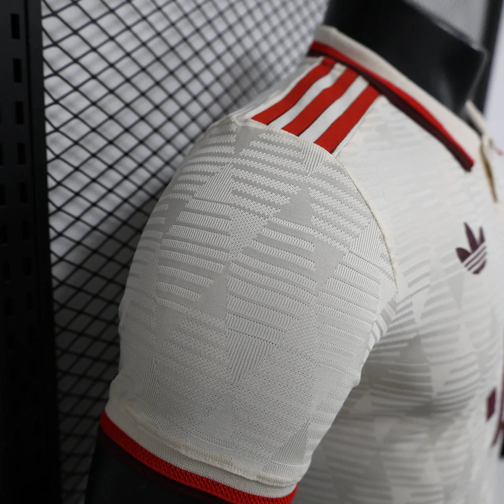 MAILLOT BAYERN MUNICH THIRD 2024/2025