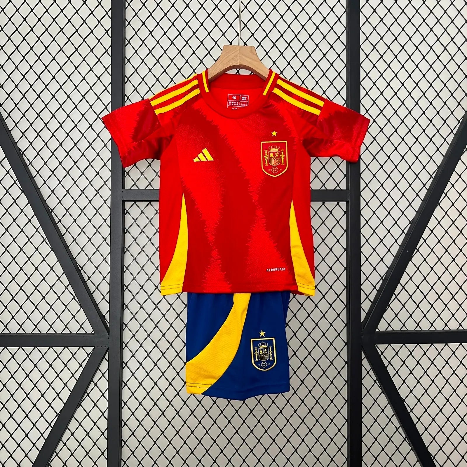 24/25 Ensemble Enfant Espagne L'Univers Du Maillot
