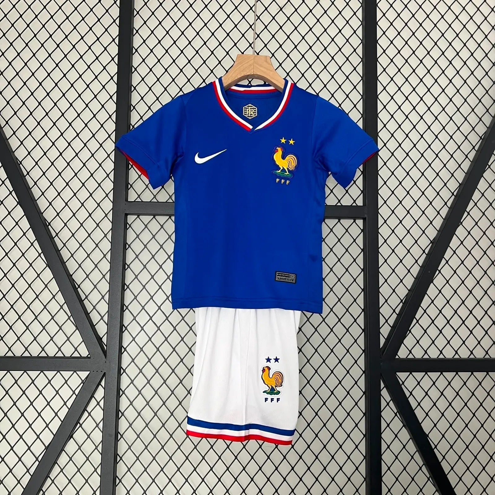 24/25 Ensemble Enfant France L'Univers Du Maillot