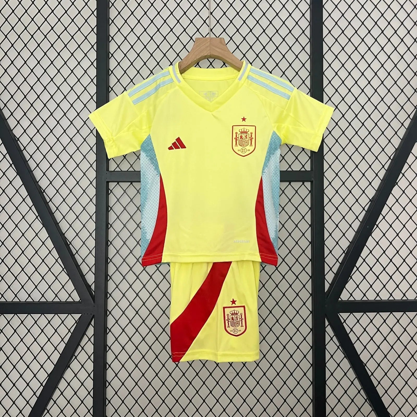 24/25 Ensemble Enfant Espagne L'Univers Du Maillot