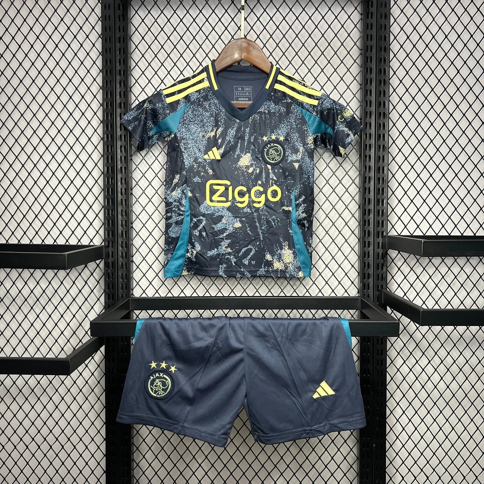 24/25 Ensemble Enfant Ajax L'Univers Du Maillot