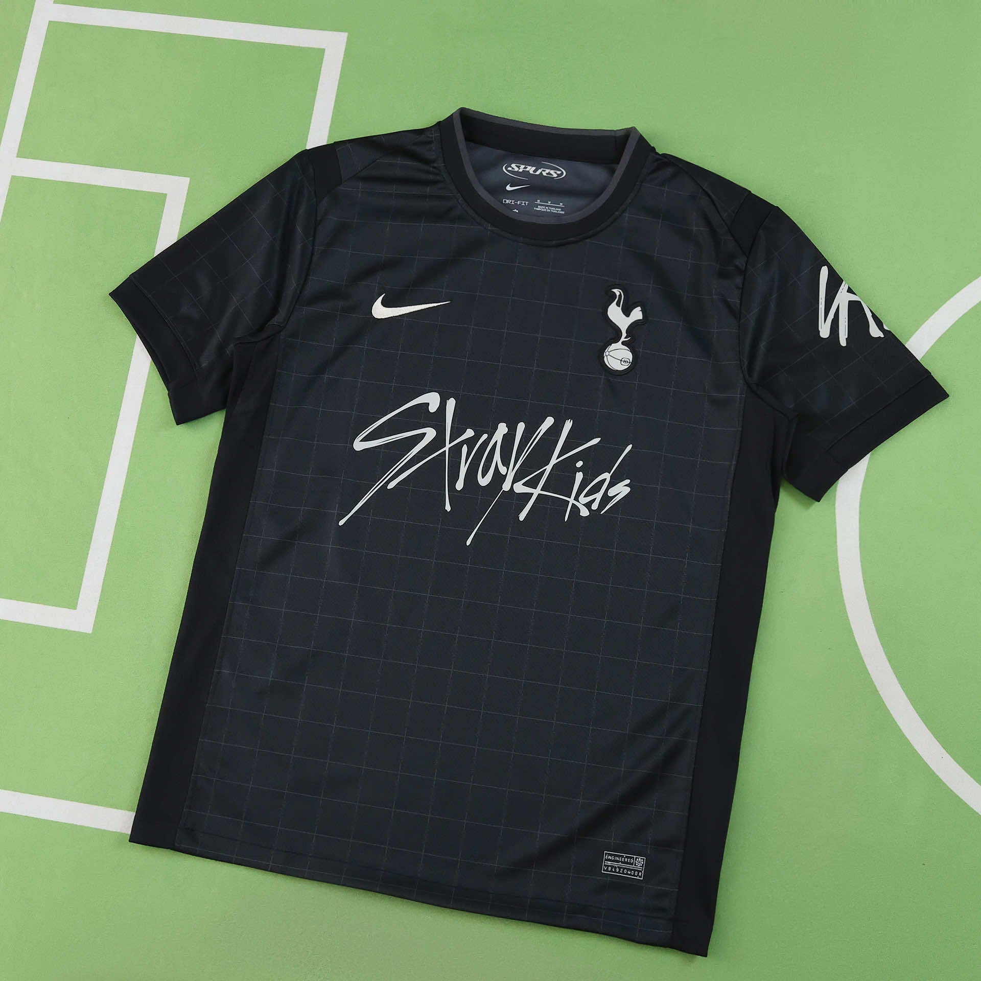 Maillot Tottenham Concept ’ Noir ’ 2025/2026